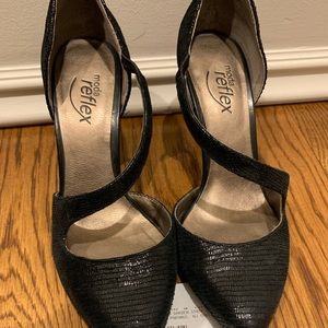 Moda reflex black pumps